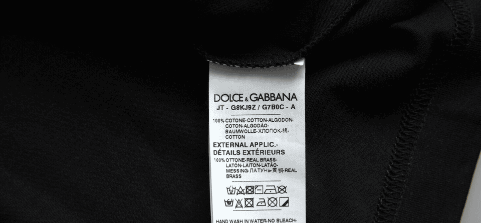 T-shirt ras du cou en coton noir élégant Dolce &amp; Gabbana avec détail plaque d'identité