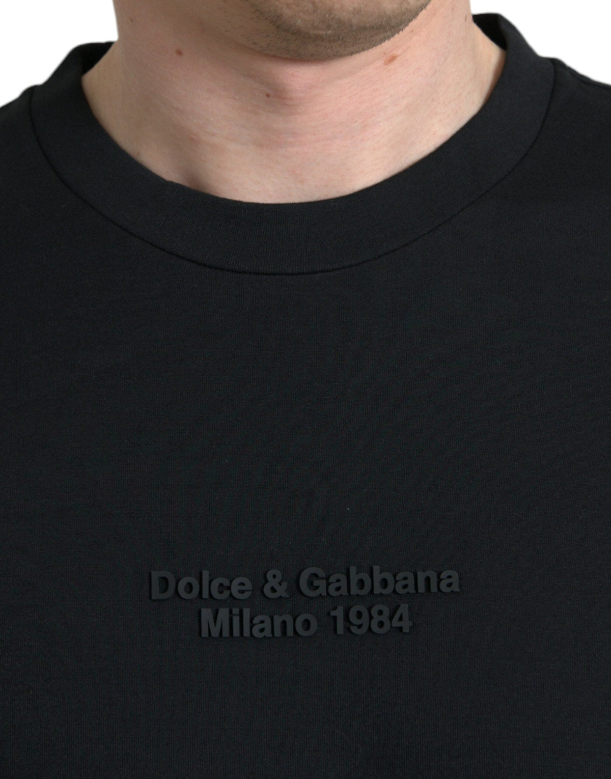 Camiseta elegante con cuello redondo y estampado de leopardo de Dolce &amp; Gabbana