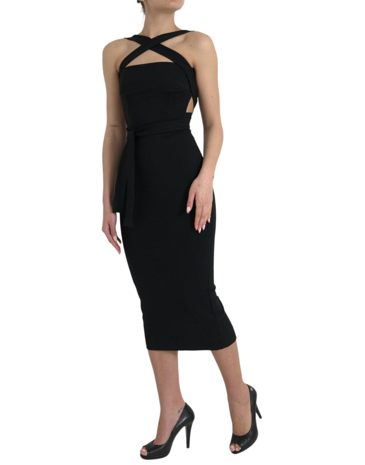 Vestido midi elegante con escote halter y corte en negro de Dolce &amp; Gabbana