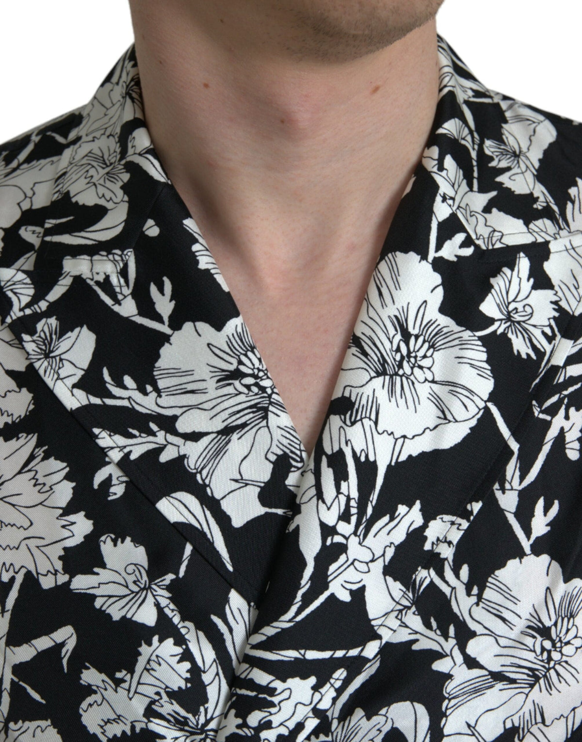 Chemise boutonnée décontractée à fleurs noires et blanches Dolce &amp; Gabbana