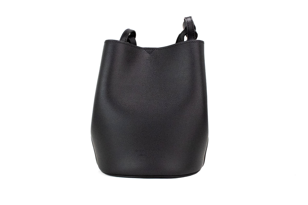 Bolso de mano tipo cubo Burberry Lorne pequeño de piel con cuadros Haymarket en color negro