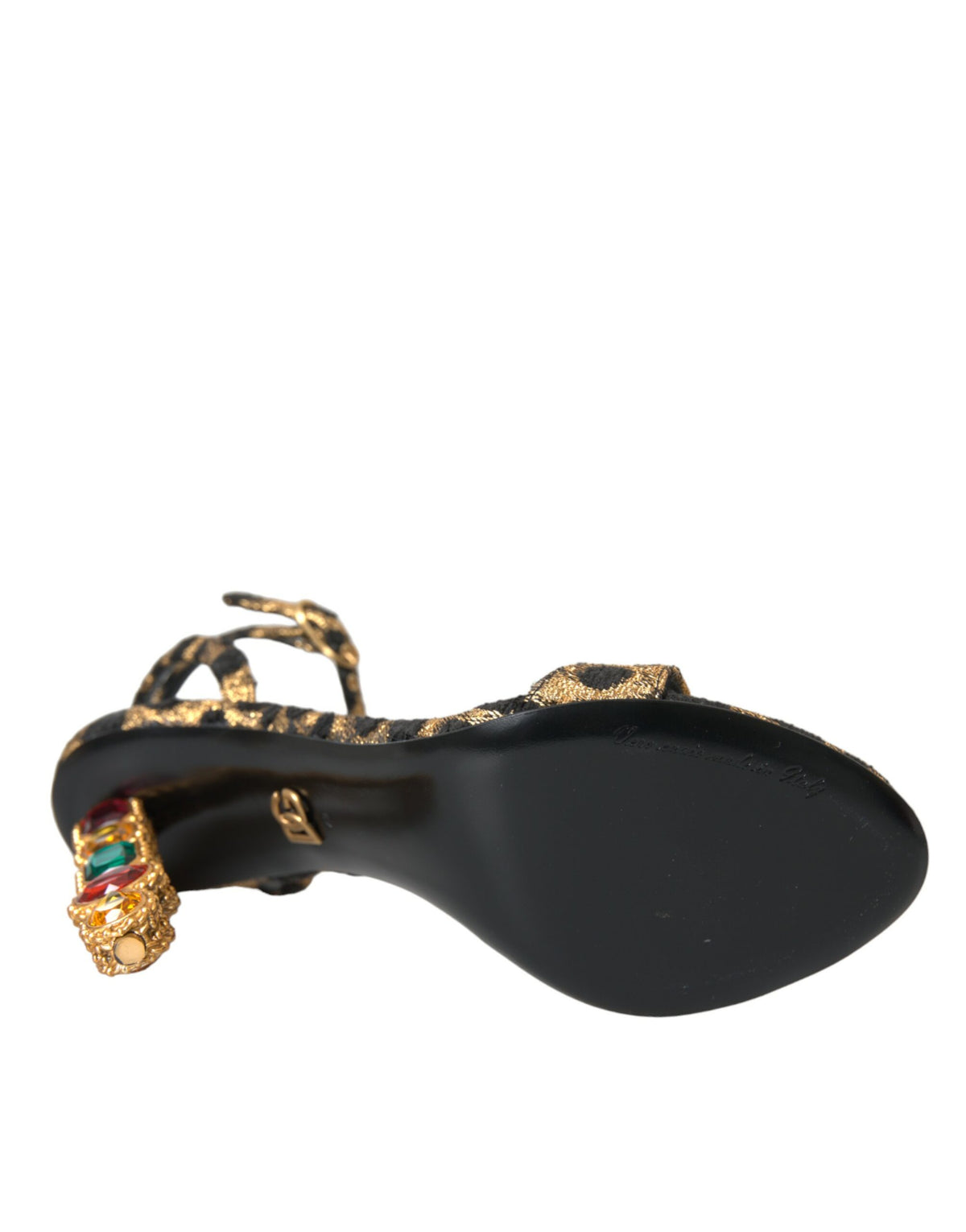 Sandalias y zapatos de tacón con cristales y estampado de leopardo dorado de Dolce &amp; Gabbana