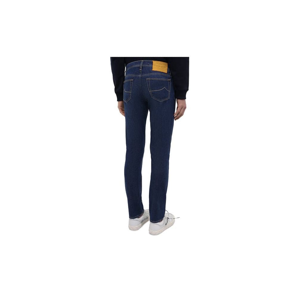 Le jean Sleek Bard de Jacob Cohen pour l'homme moderne