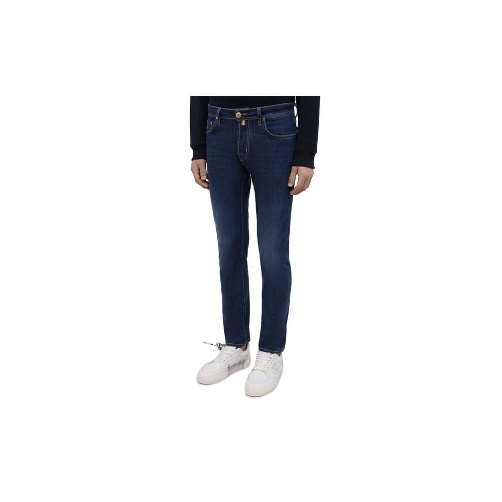 Le jean Sleek Bard de Jacob Cohen pour l'homme moderne