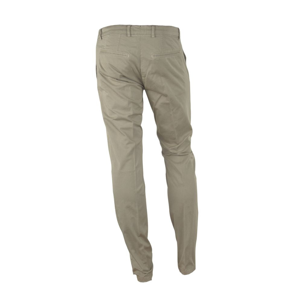 Pantalones de verano elegantes en color beige para hombre fabricados en Italia