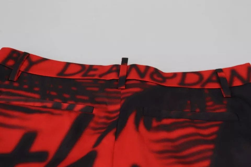 Pantalones rectos de cintura alta con estampado rojo de Dsquared²