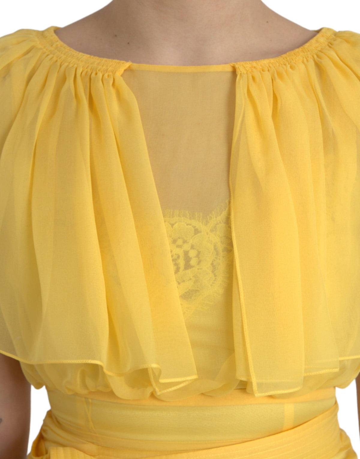 Robe longue fourreau en soie jaune Dolce &amp; Gabbana avec ceinture