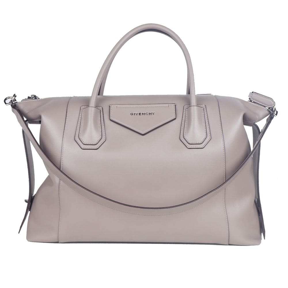 Bolso bandolera de piel gris de Givenchy