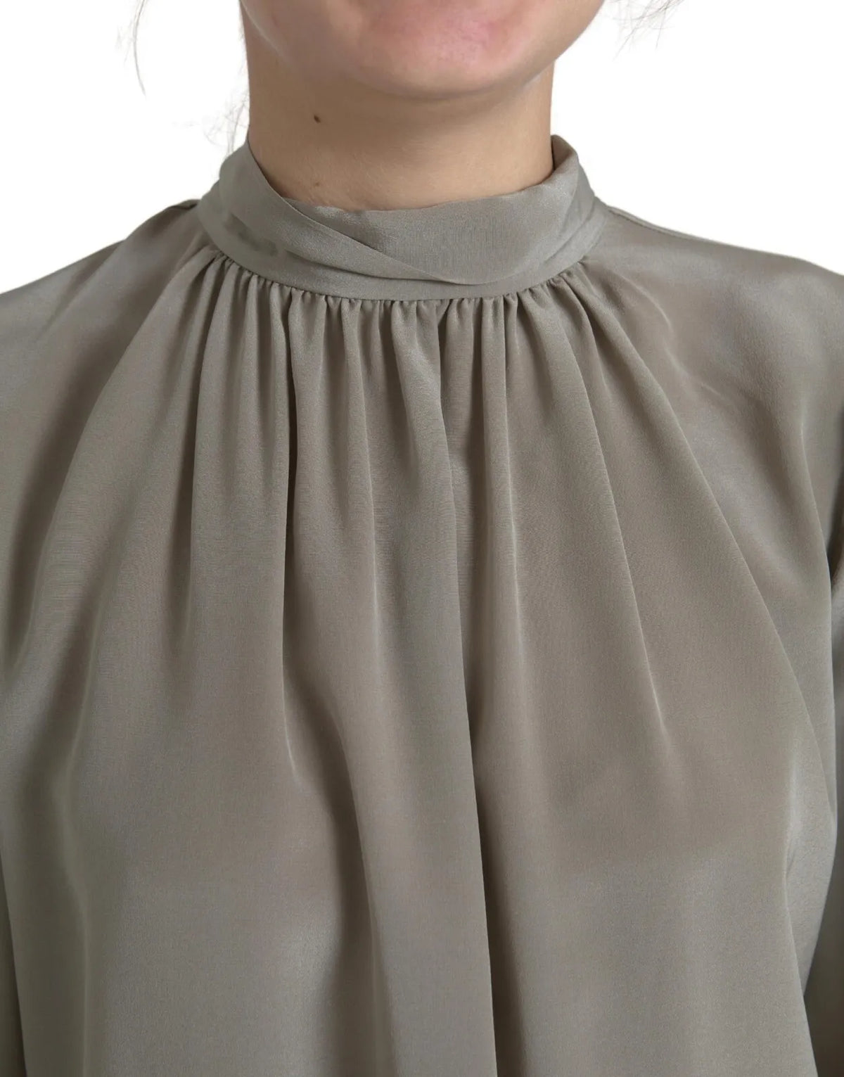 Blusa de manga larga con cuello alto en color gris de Dolce &amp; Gabbana