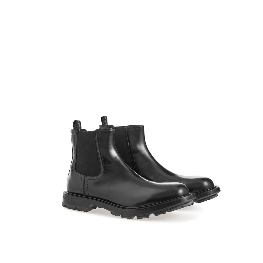 Botas elegantes de cuero negro de Alexander McQueen para hombre