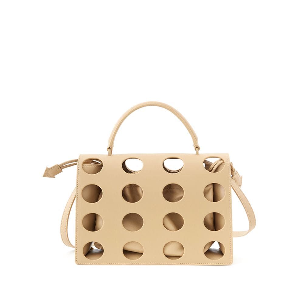 Bolso de mano de piel beige de color blanco roto para un estilo sofisticado