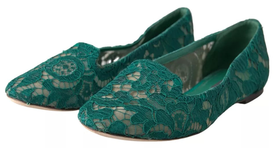 Mocasines planos con encaje floral verde de Dolce &amp; Gabbana