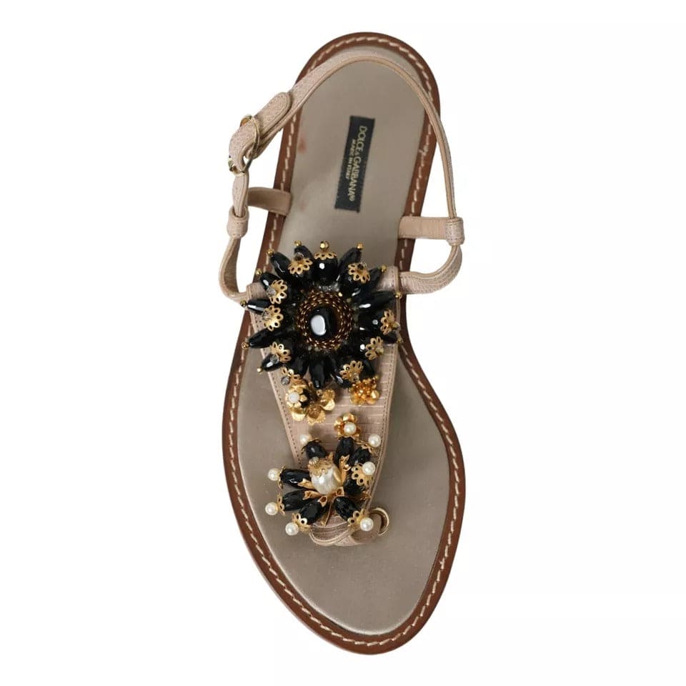 Sandalias planas con cuentas doradas y satén beige de Dolce &amp; Gabbana