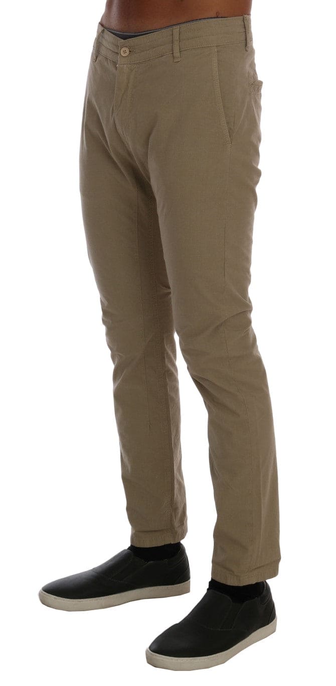 Pantalones chinos ajustados en color beige de Daniele Alessandrini para un estilo sofisticado