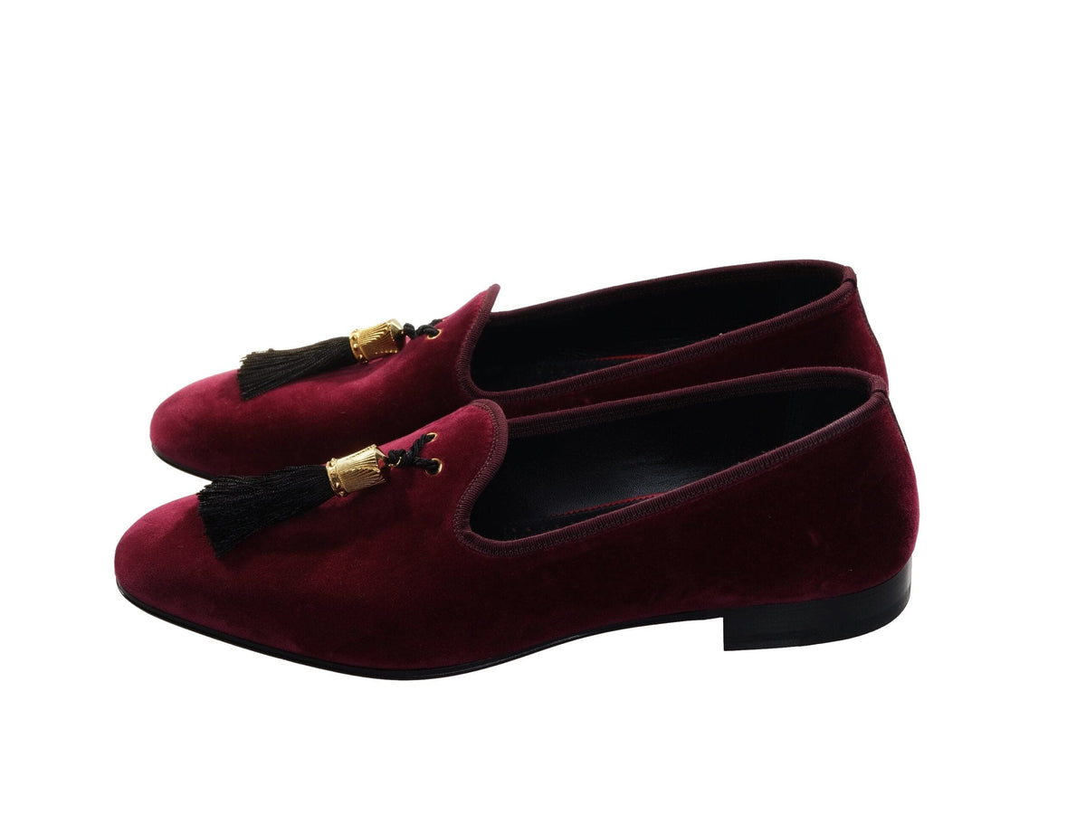 Chaussures plates en velours bordeaux Stanboul de Christian Louboutin