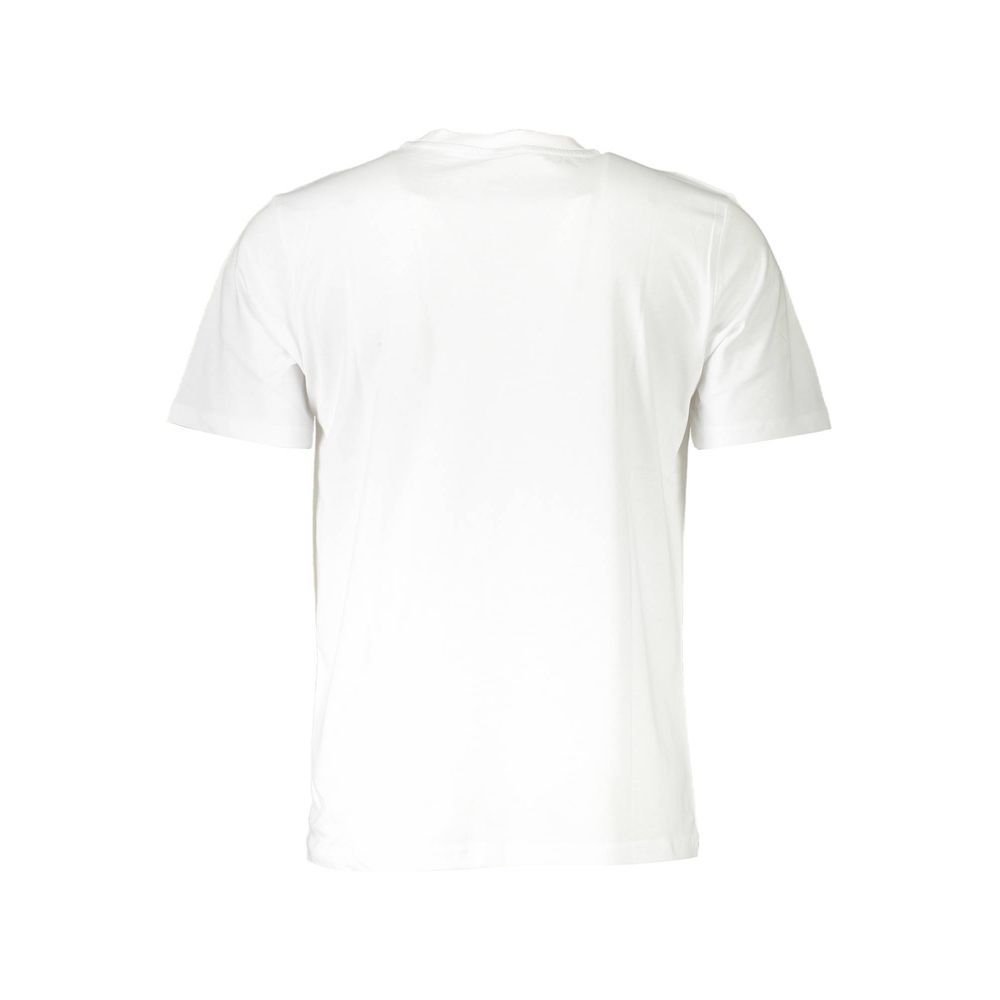 Camiseta elegante de cuello redondo blanca con estampado de North Sails