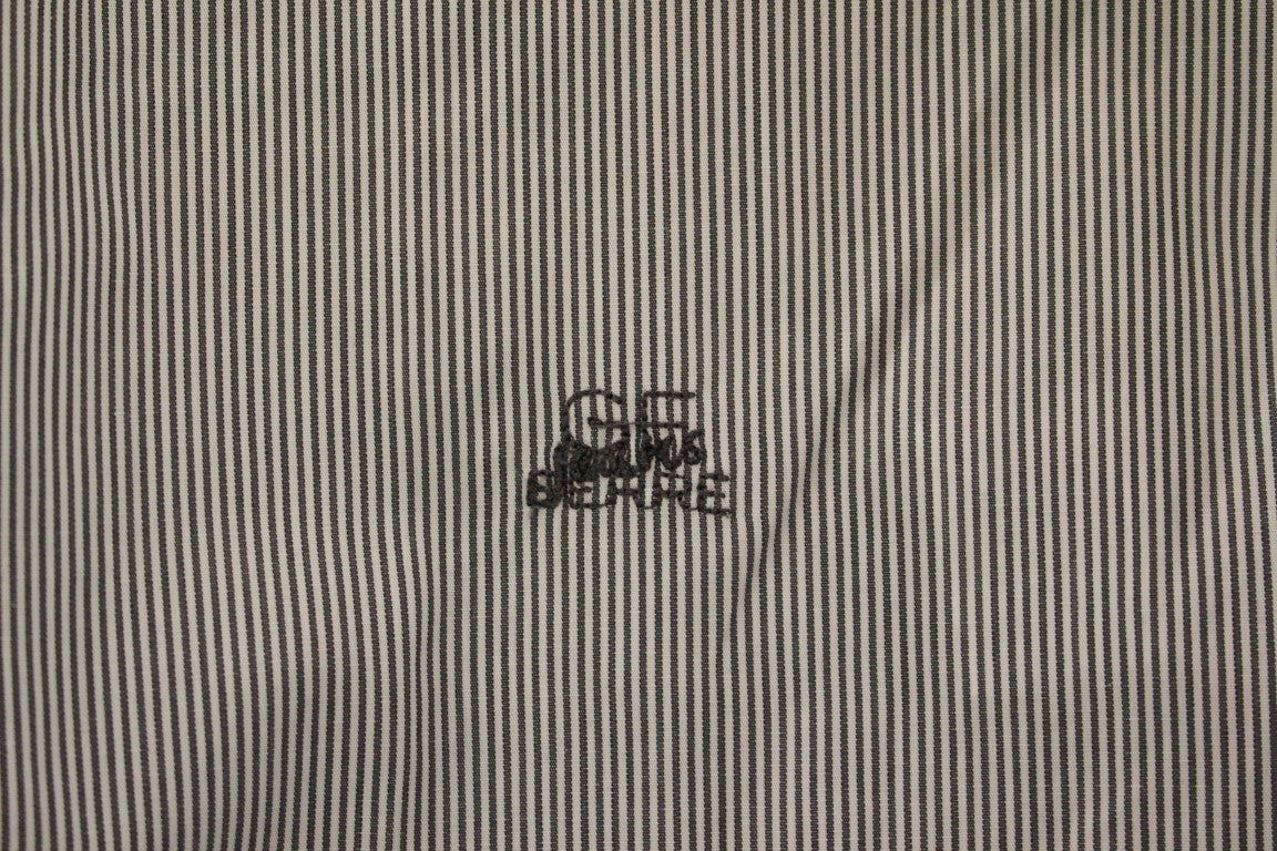 Camisa informal de algodón a rayas grises elegante de GF Ferre